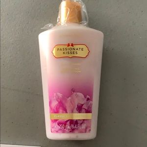 @kdpartak New VS Passionate kisses. Total $8.00